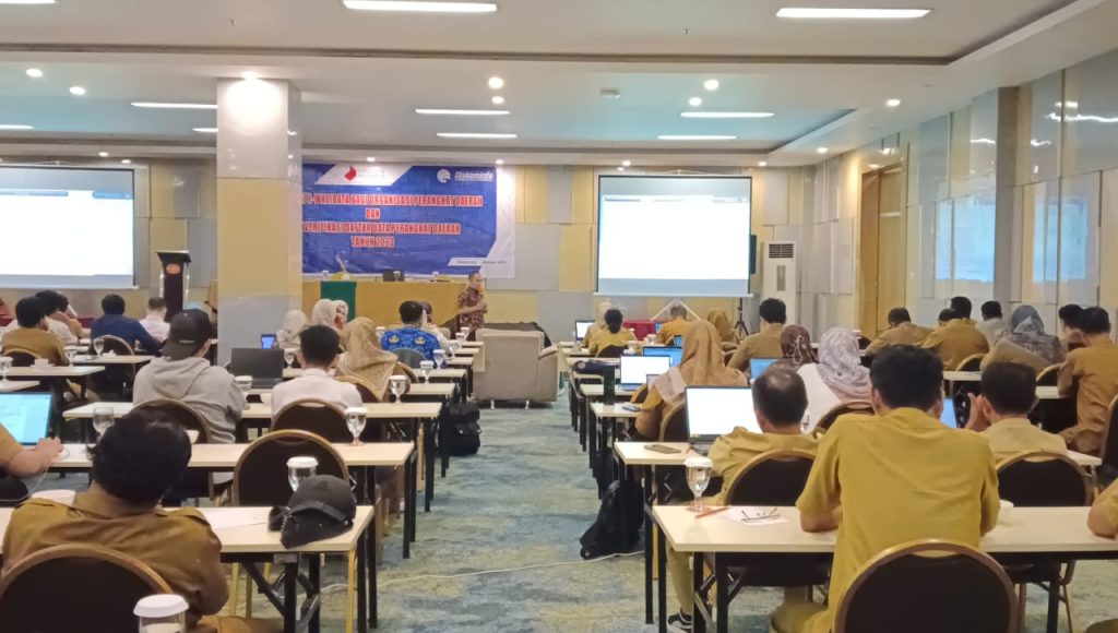 IMG-20231101-WA0024-1024x580 Diskominfo Kukar Gelar Sosialisasi Walidata Dan Desk Verifikasi Data Statistik Sektoral OPD Tahun 2023