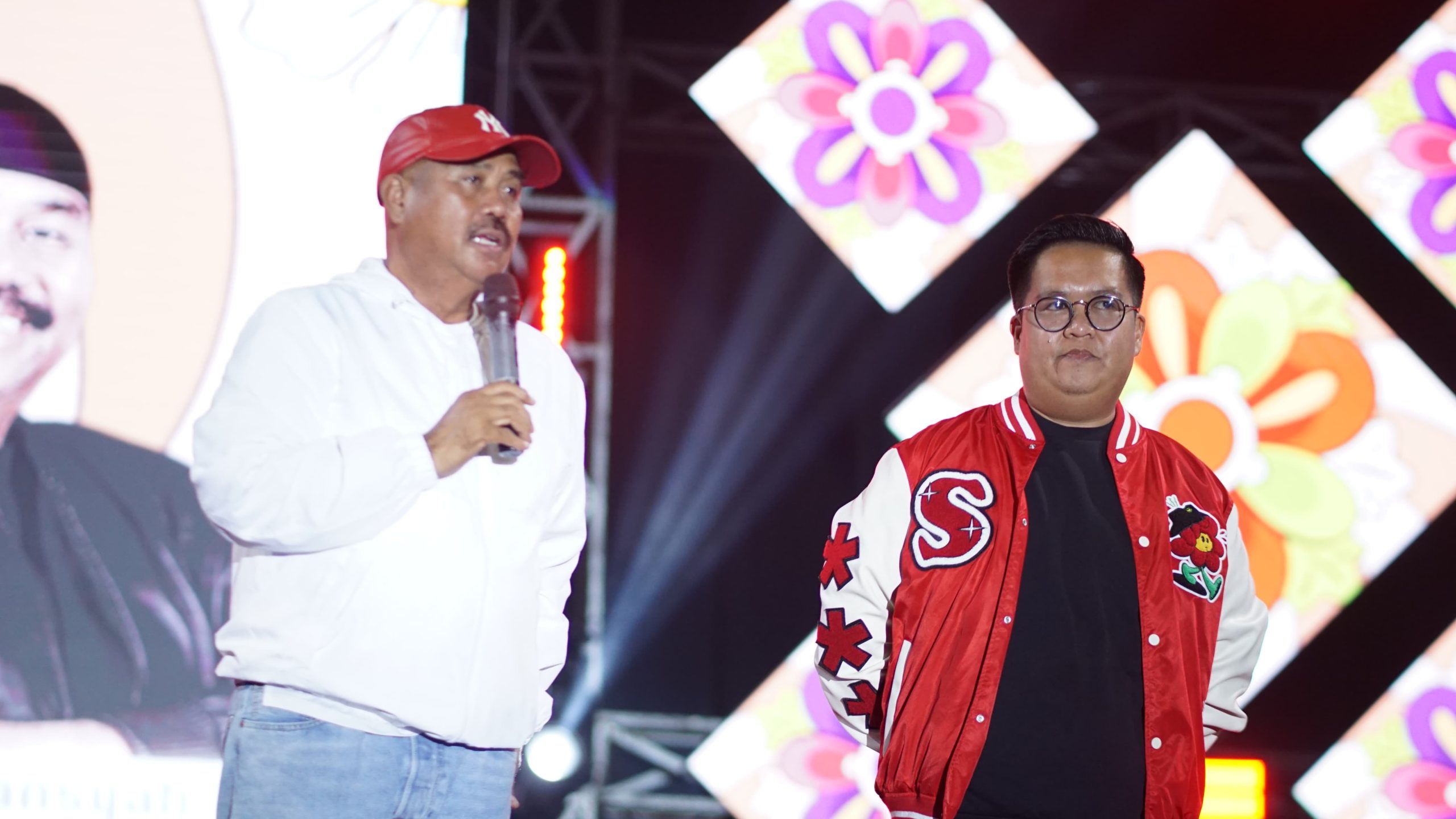 Edi-Rendi Kompak Hadiri K-Fest, Puluhan Ribu Pengunjung Terhipnotis Lagu-lagu Hits Denny Caknan