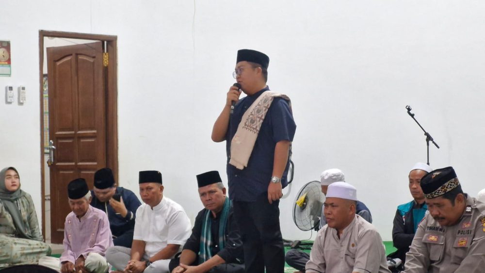 Rendi Solihin Beberkan Program Prioritas untuk Kecamatan Kembang Janggut saat Safari Ramadhan