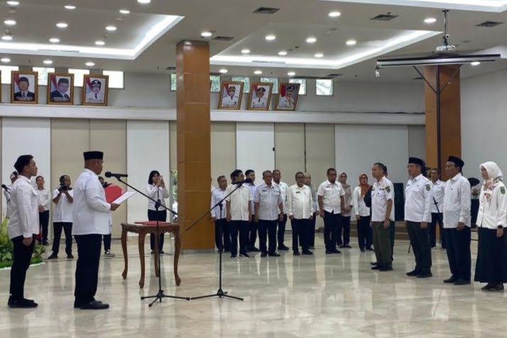 Enam Pejabat Pimpinan Tinggi Pratama Kukar Mendapat Rotasi dan Promosi Jabatan
