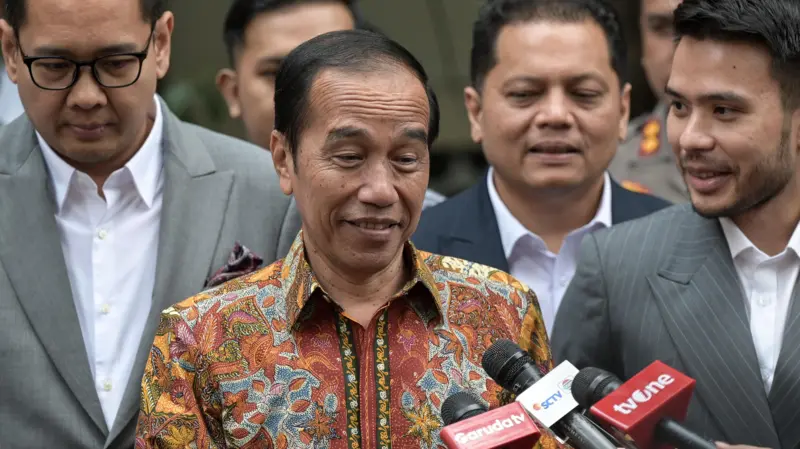 Pengamat Politik Menilai Laporan Jokowi , Justru akan Hancurkan Karir Politiknya Sendiri